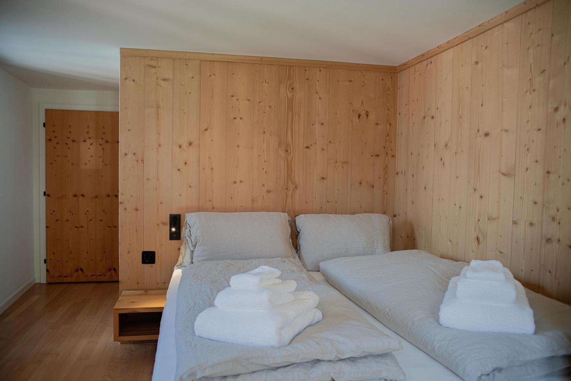 Pensiunina - Pension - Sent Habitación foto